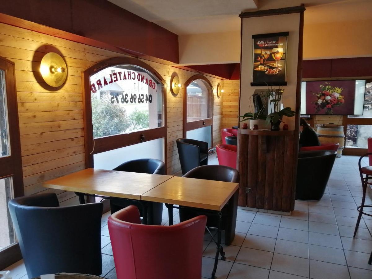 Le Grand Chatelard Hotel Bar Restaurant Sainte-Marie-de-Cuines المظهر الخارجي الصورة